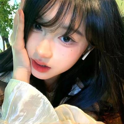 倒挂的爱丽丝